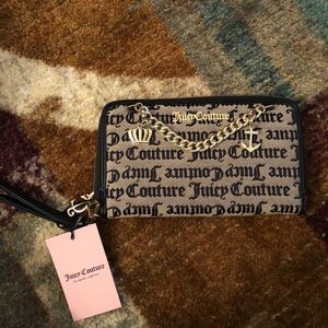 ✨BRAND NEW✨ Women’s Juicy Couture Wrist Wallet